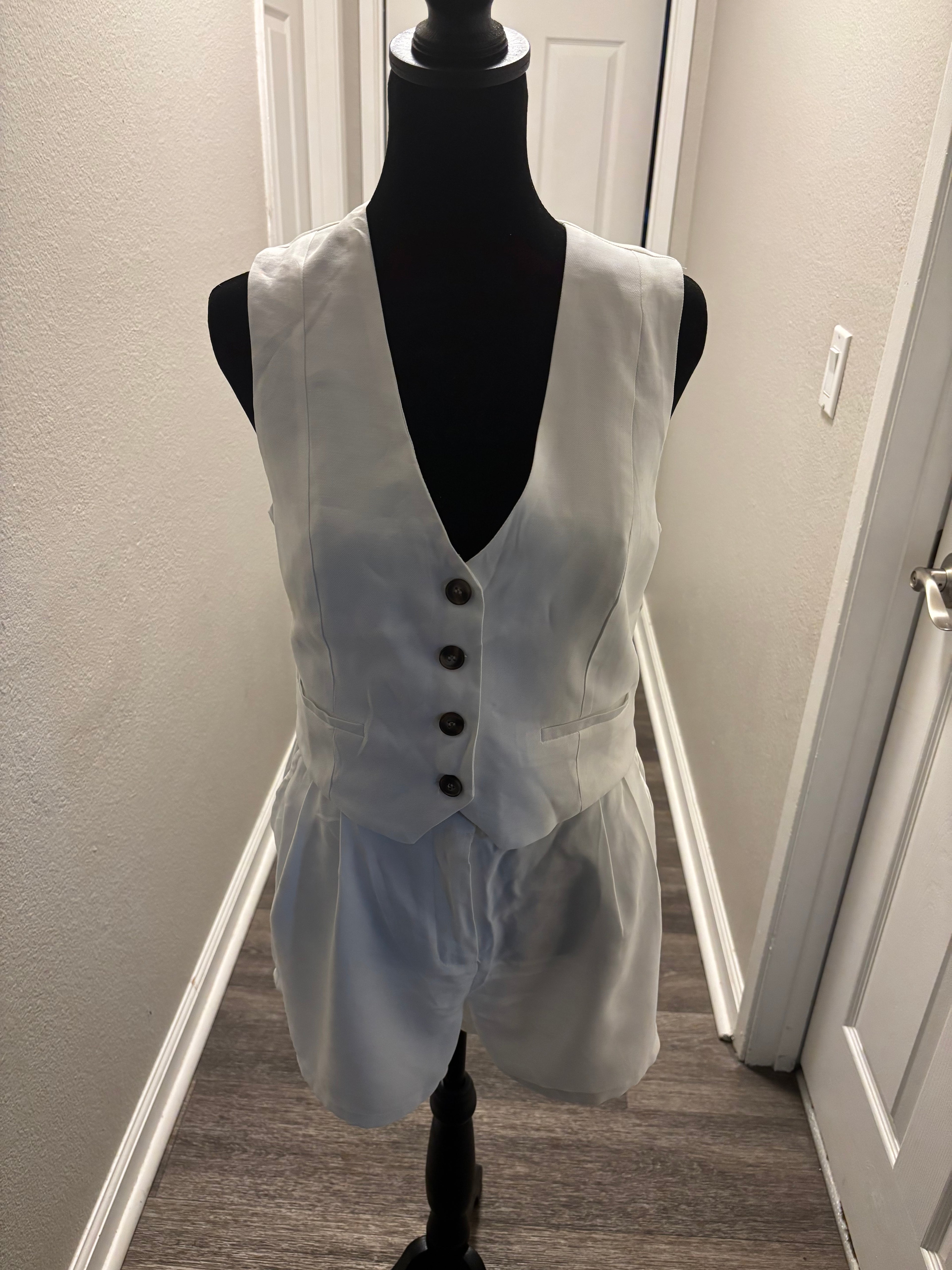 Metropolitan Belted Vest & Shorts Set in Crisp White